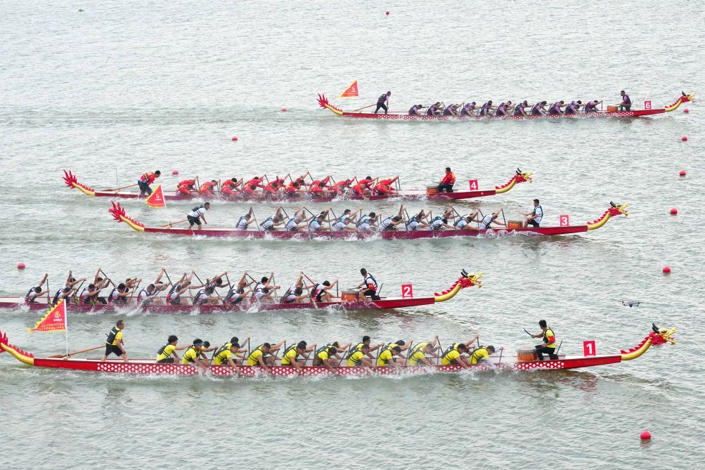 习近平致电祝贺德拉埃斯普列亚当选哥伦比亚总统